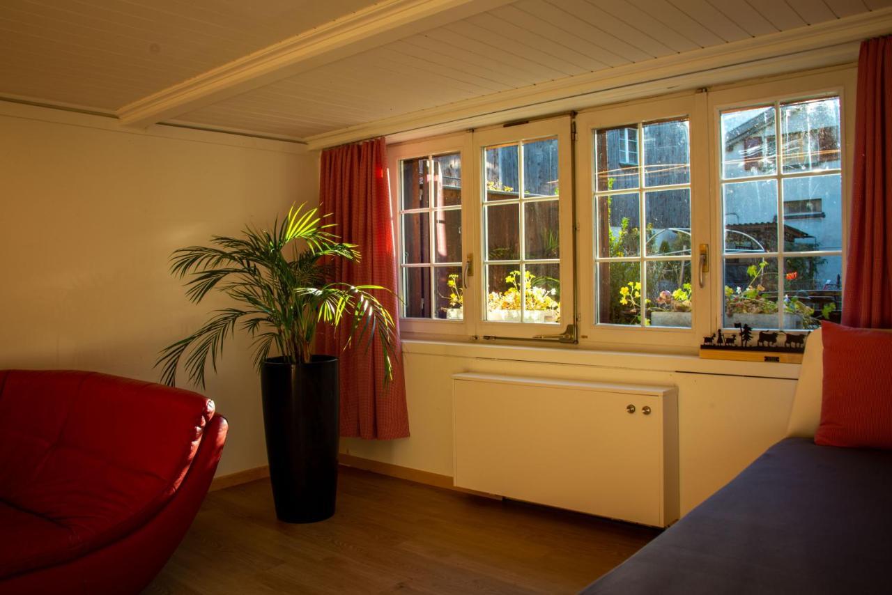 Uncle Eric'S Chalet Matten bei Interlaken Exterior photo
